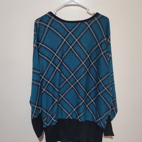 NWT Cato Womans Large Plaid Teal and Black Women's Sweater - Picture 2 of 2